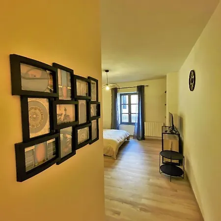 Apartment Studio Cosy De 35 M² Proche Du Chateau *